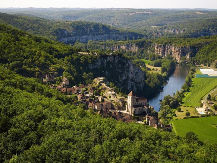Gite Les Cles Des Champs Cote Jardin Lacave  Exterior foto