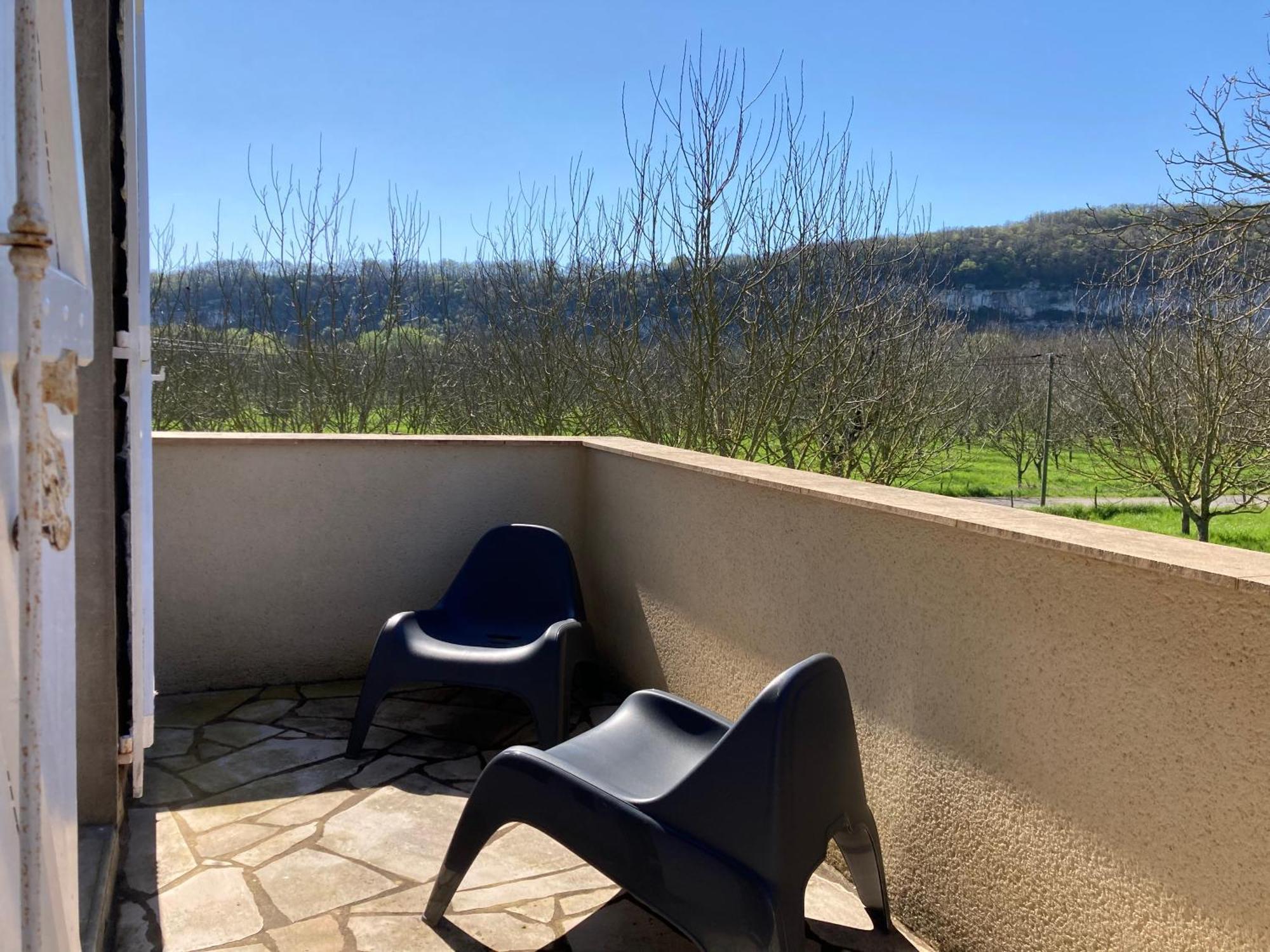 Gite Les Cles Des Champs Cote Jardin Lacave  Exterior foto